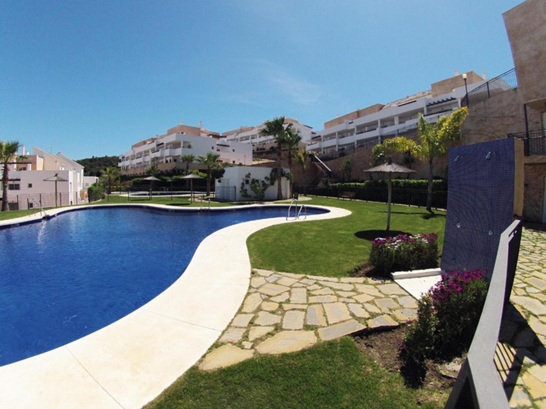 2127-Superb 2 Bedrooms , Lovely Terraces And Pool San Roque  Kültér fotó